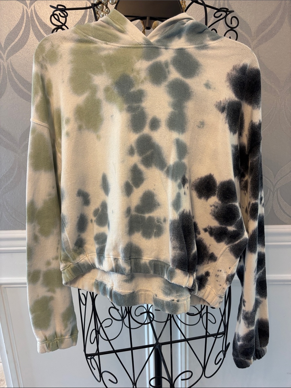 Zella Tie-Dye Hoodie in Olive, Black, Cream